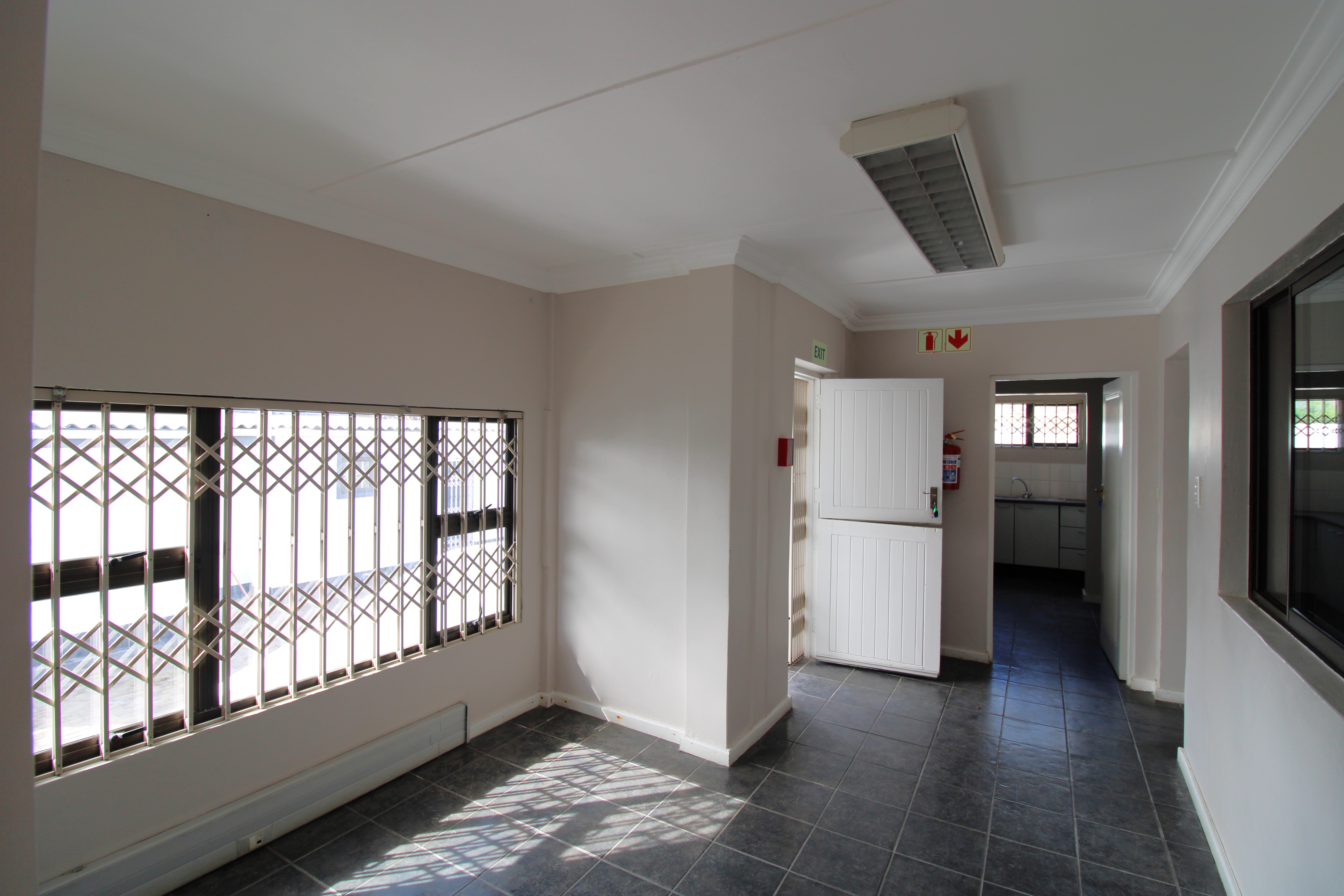 To Let 1 Bedroom Property for Rent in Quigney Eastern Cape